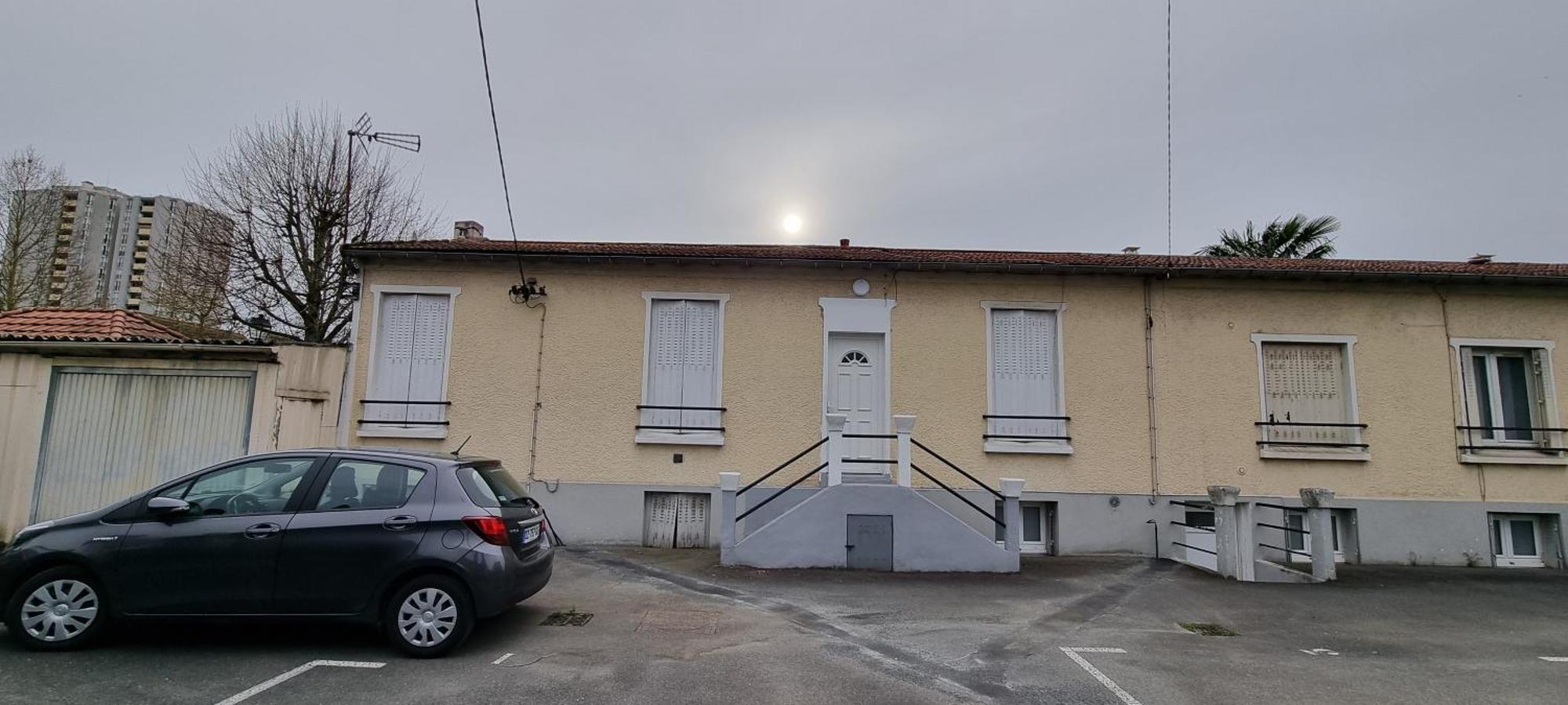 Apartment Superbe Maisonette Avec Parking Prive A *